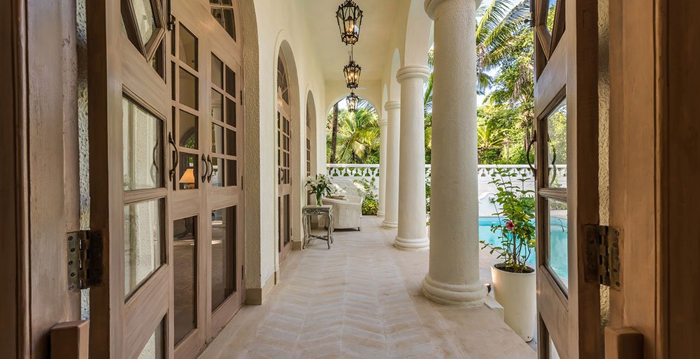 Villa Evora - Corridor<br />